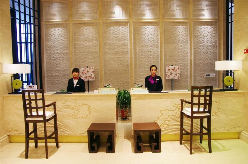 Royal Run Hotel Liaocheng Exterior foto